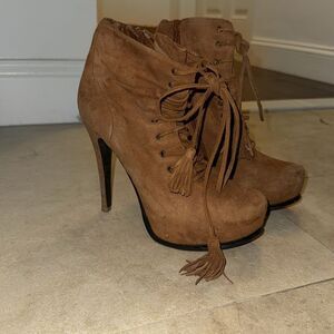 Brown Lace-Up Suede High Heel Boots - Size 8.5 Women Heeled Shoes WORN ONCE